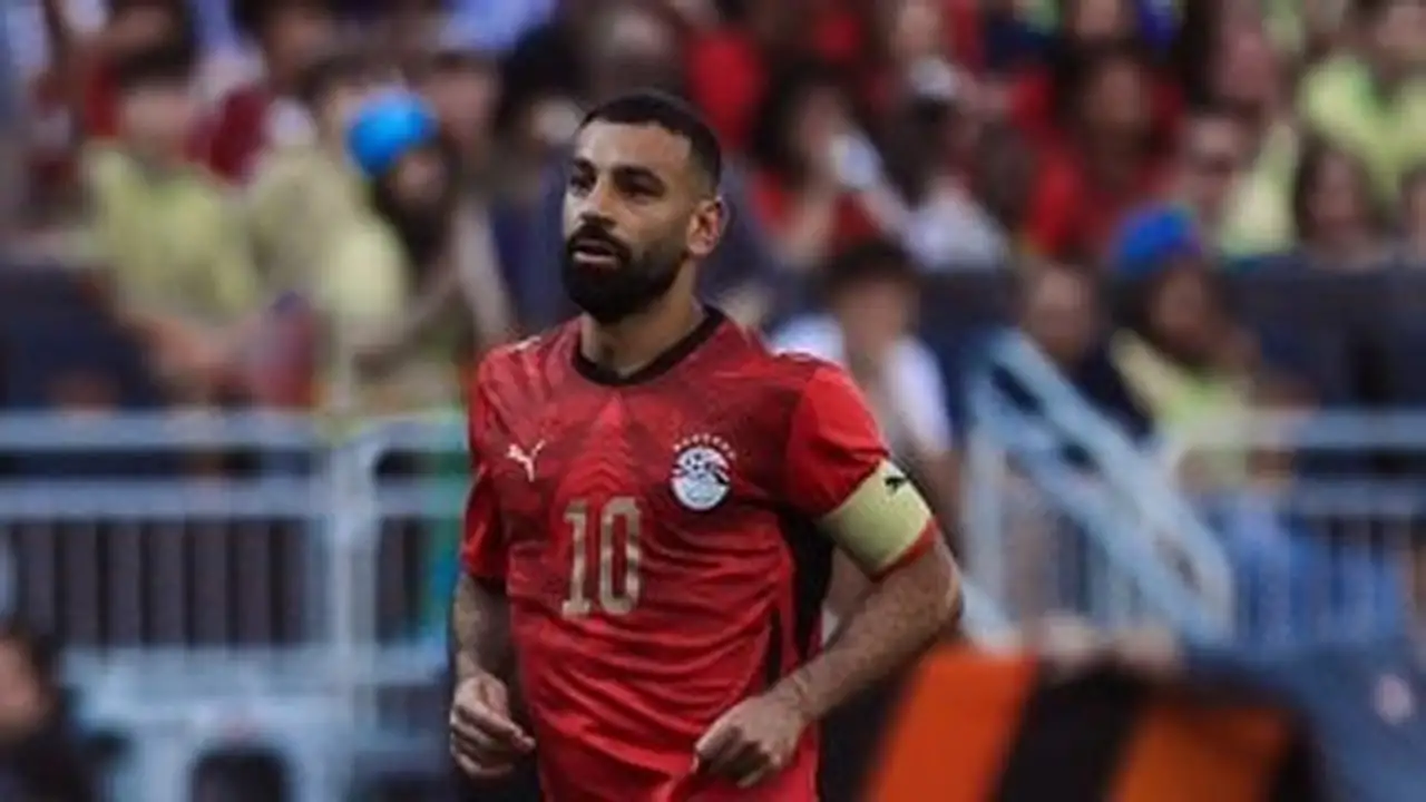 صراع تركي خفي يقلب موازين انتقال محمد صلاح إلى صفوف بشكتاش